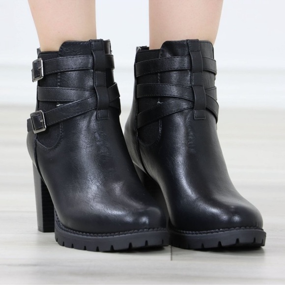 Black Block Heel Boots - Picture 9 of 9